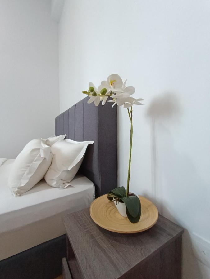 Lx 39A Balcony Klcc View 1 Bedroom Infinity Pool Κουάλα Λουμπούρ Εξωτερικό φωτογραφία