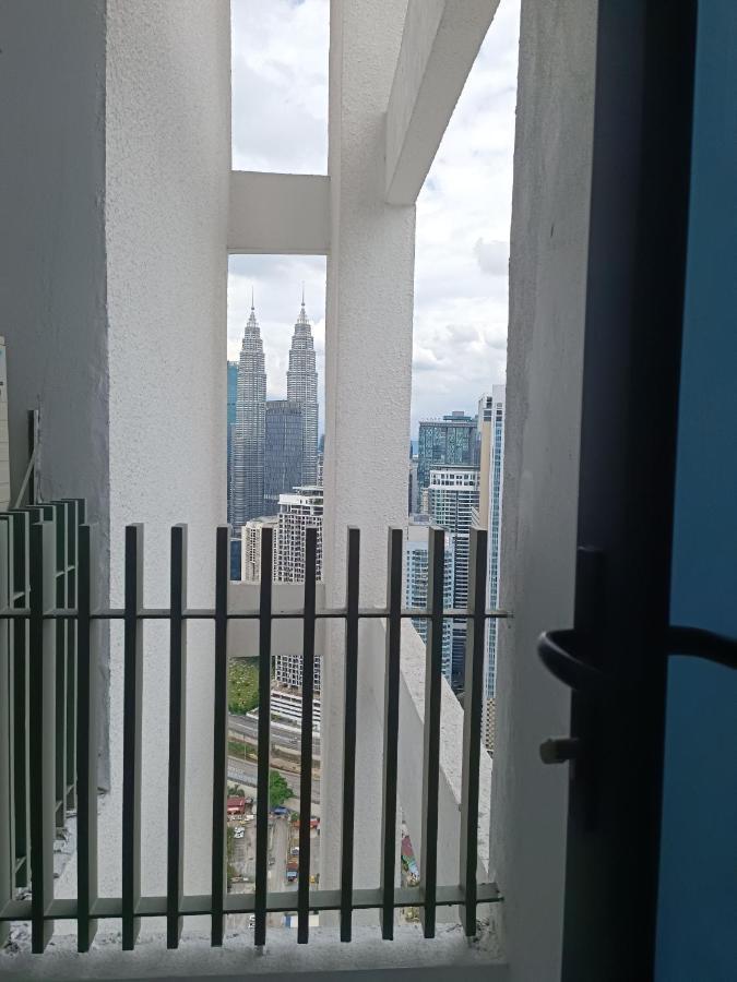 Lx 39A Balcony Klcc View 1 Bedroom Infinity Pool Κουάλα Λουμπούρ Εξωτερικό φωτογραφία
