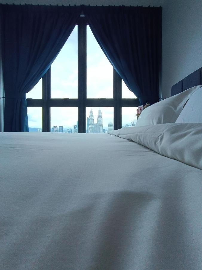 Lx 39A Balcony Klcc View 1 Bedroom Infinity Pool Κουάλα Λουμπούρ Εξωτερικό φωτογραφία