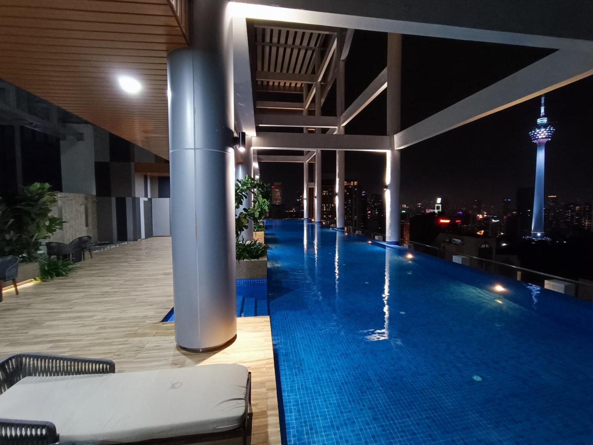 Lx 39A Balcony Klcc View 1 Bedroom Infinity Pool Κουάλα Λουμπούρ Εξωτερικό φωτογραφία